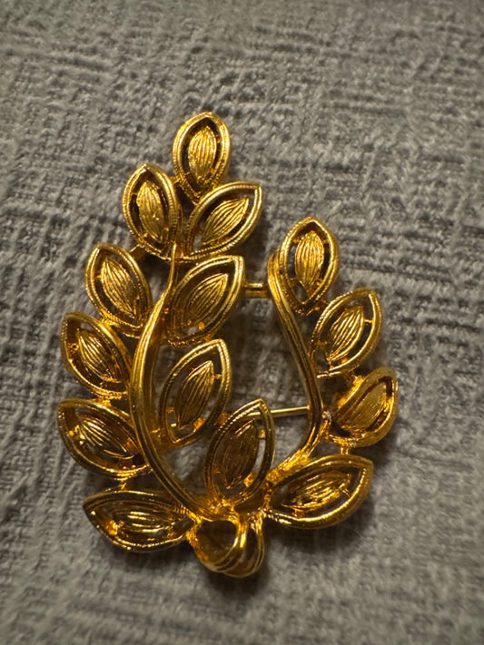 Napier Gold Vine Broach