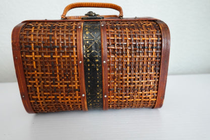 Brown  Home Decor, 7" wide x 5" high x 4" deep