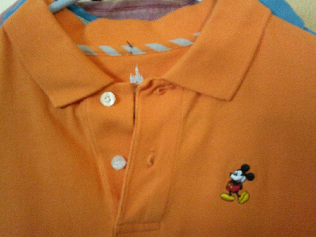 DISNEY SHIRT ORANGE SMALL