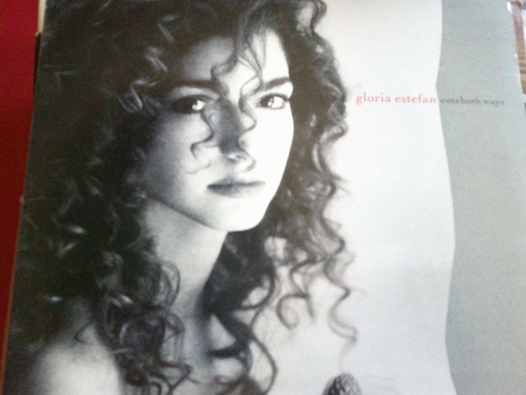 RECORD- GLORIA ESTEFAN- CUTS BOTH WAYS-1989