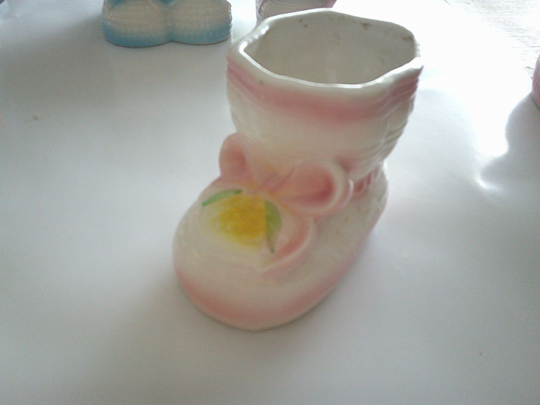 BABY PLANTER- PINK BOOTY-RUBENS