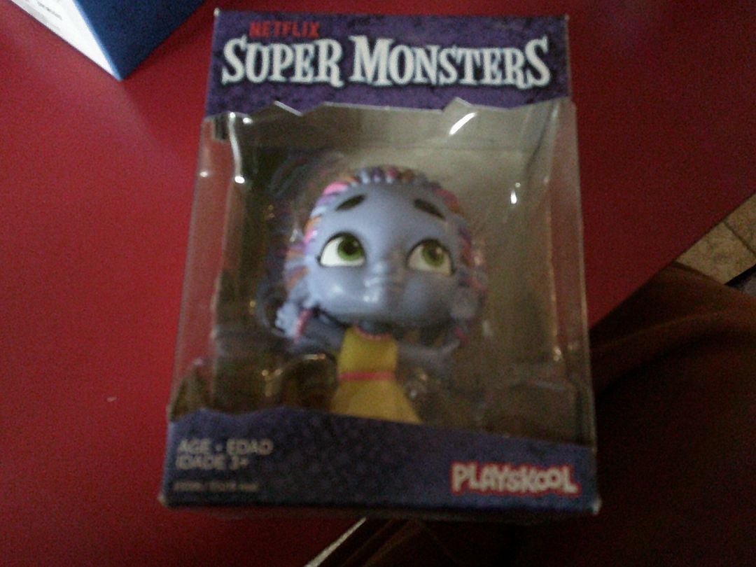SUPER MONSTERS FIGURINE- NETFLIX-ZOE WALKER