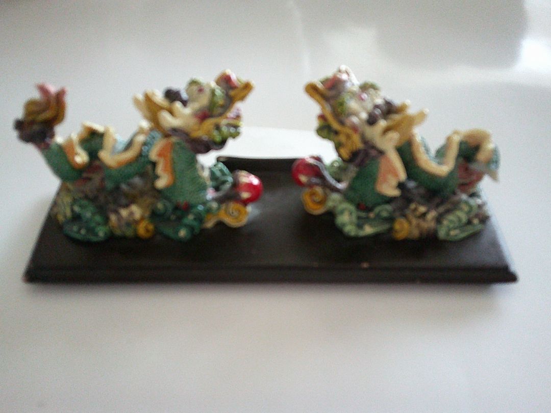 HONG TSE - DRAGONS WITH PEARL