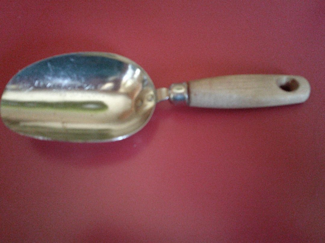 1/4 CUP MEASURING SCOOP