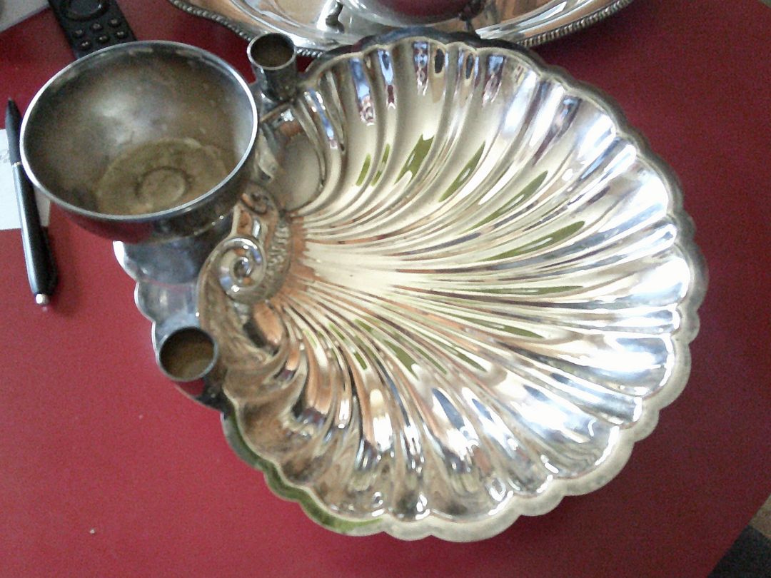 SILVERPLATE-SHELL SHAPED SERVING TRAY #1797