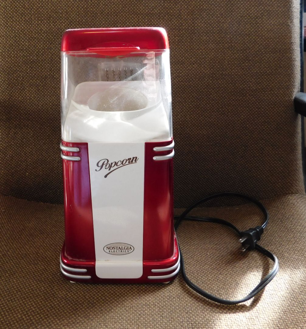 Working Popcorn Popper