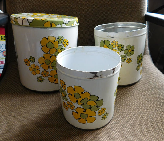 3 Cannisters (2 Without Lids)