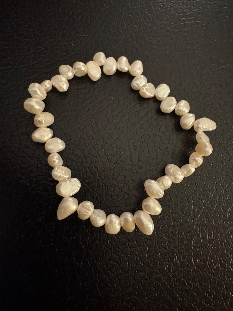Pearl Stretchy bracelet