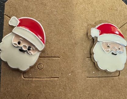 H-Santa head stud earrings