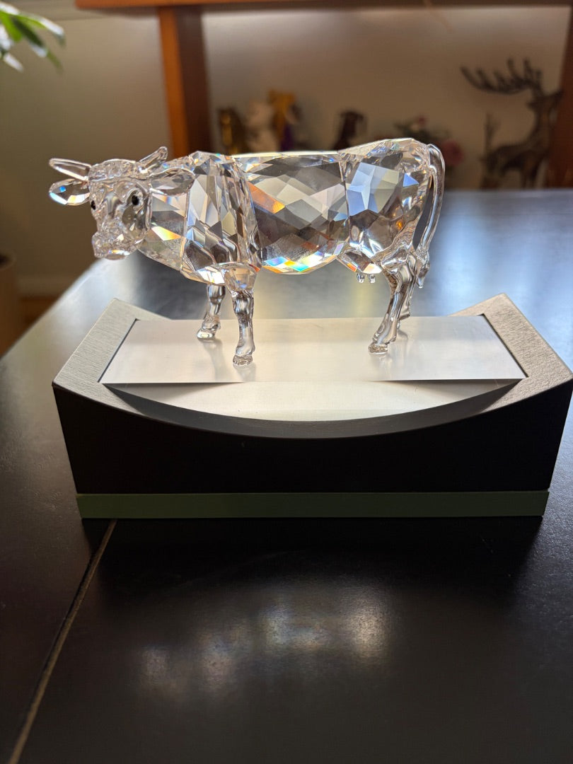 Swarovski crystal cow - very rare