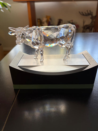 Swarovski crystal cow - very rare