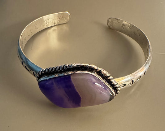 Purple stone silvertone cuff bracelt