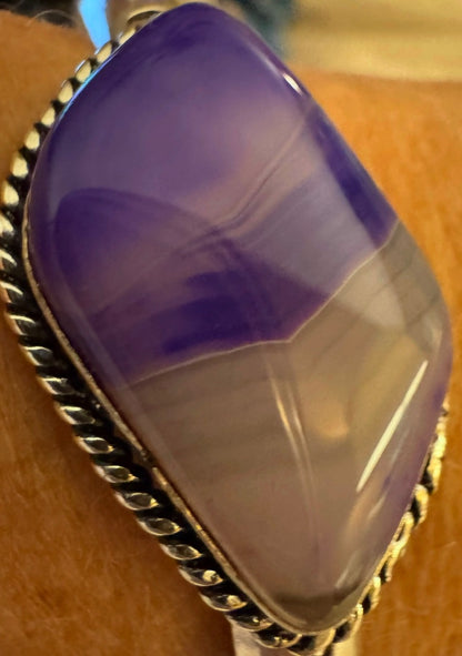 Purple stone silvertone cuff bracelt