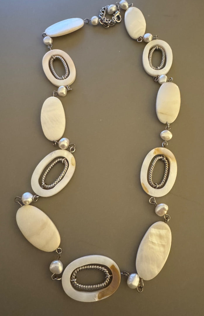 MotherofPearl circle necklace