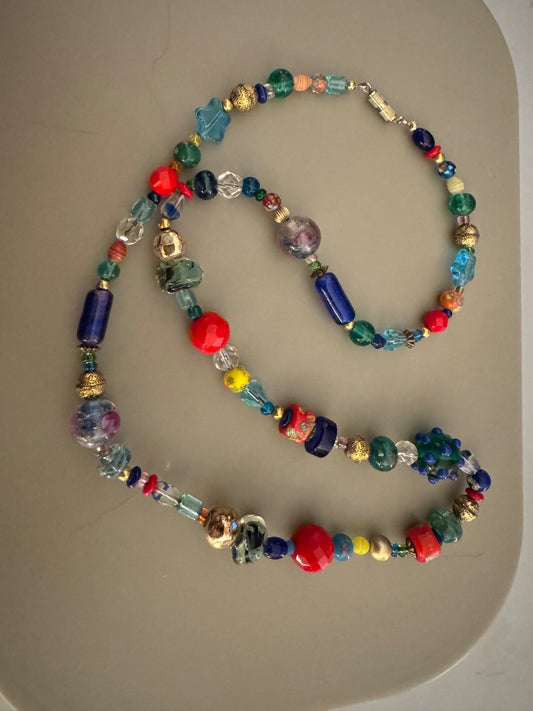 Colorful bead w/accent necklace