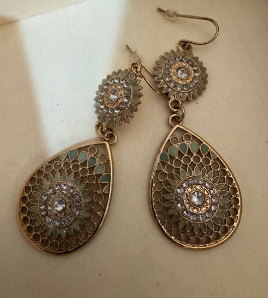 Seafoam gold tone two hoop earrings