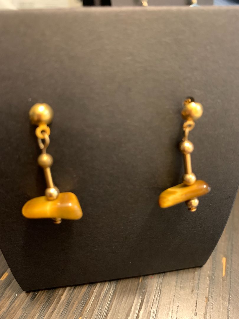 amber/gold  amber and gold bead earrings