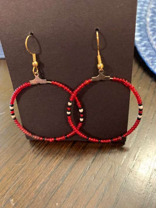 red/black  red and black beaded hoop earrings