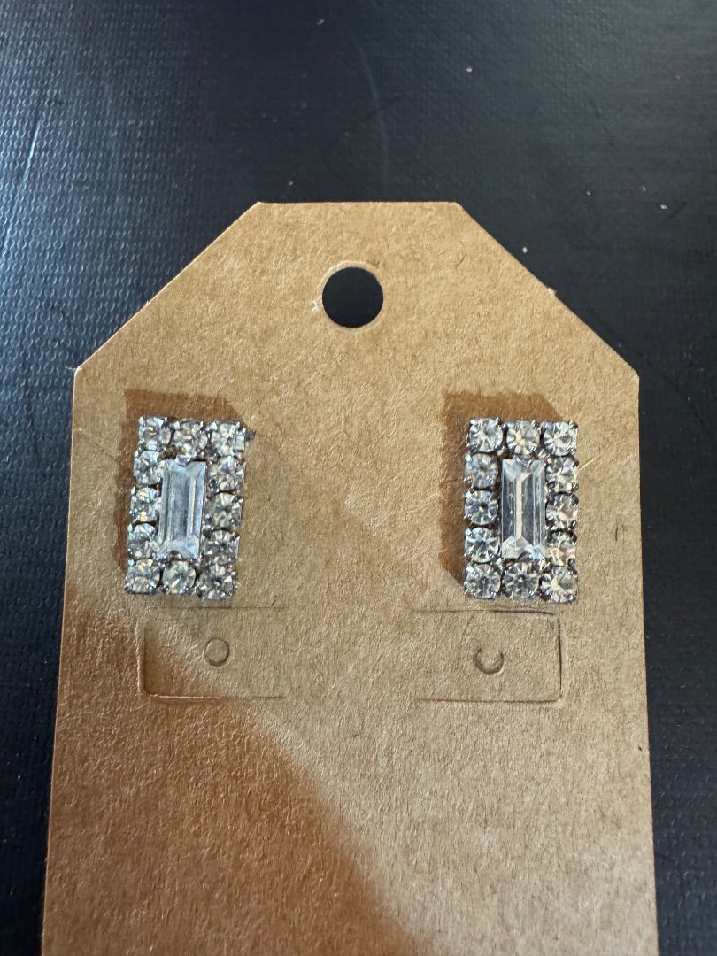 Rectangle rhinestone stud earrings
