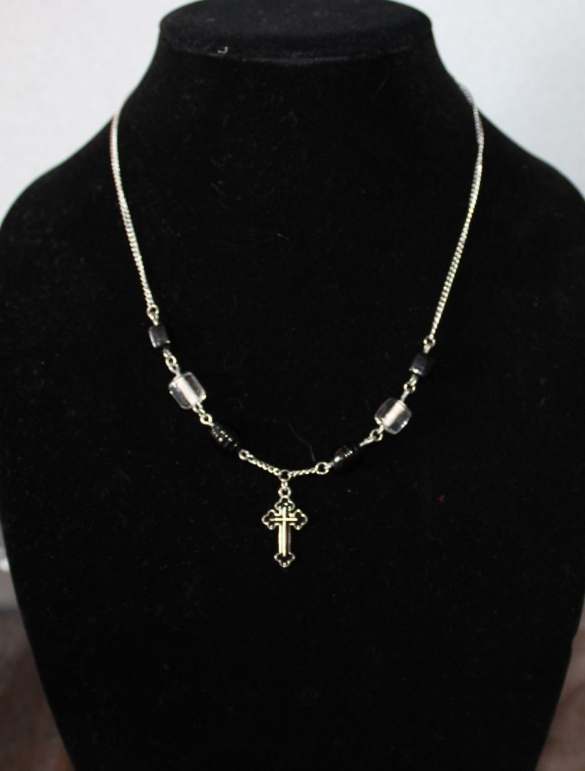 Designs by Raven Elegant Cross Necklace