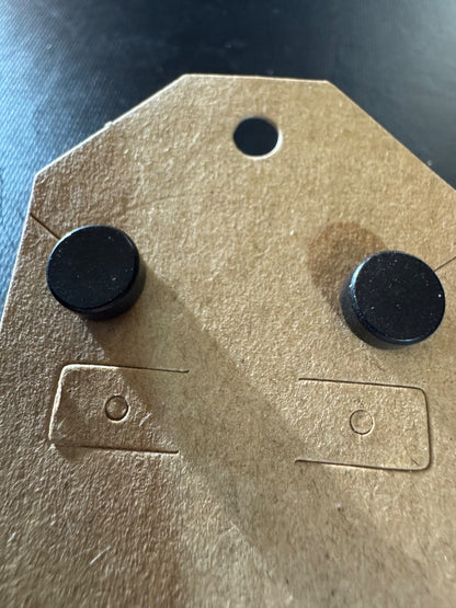 Black thick circle stud earrings