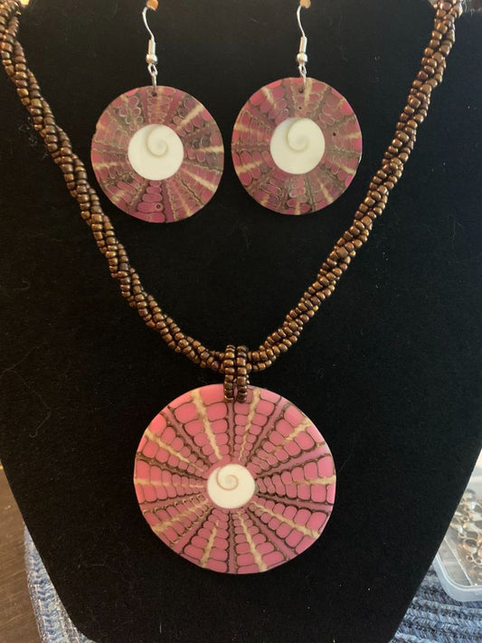 red  pink coral shell with beaded necklace and earrings