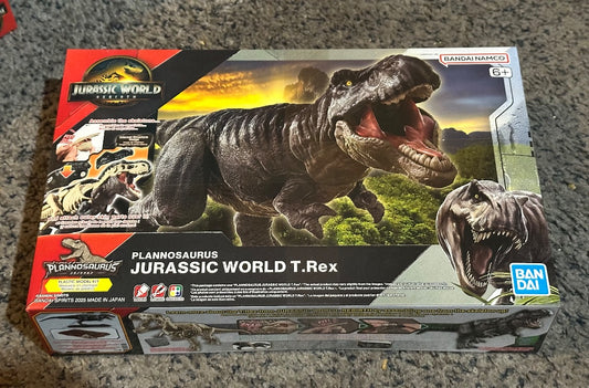 Bandai Jurassic World - T Rex Built Kit