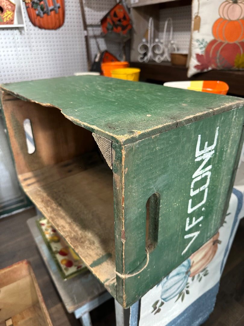 Green  Antique Apple Box