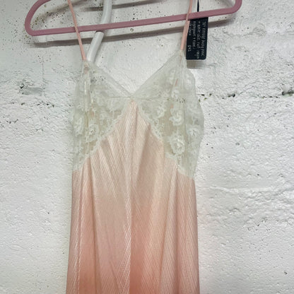70s Pink Lacy Nightgown + Robe, S