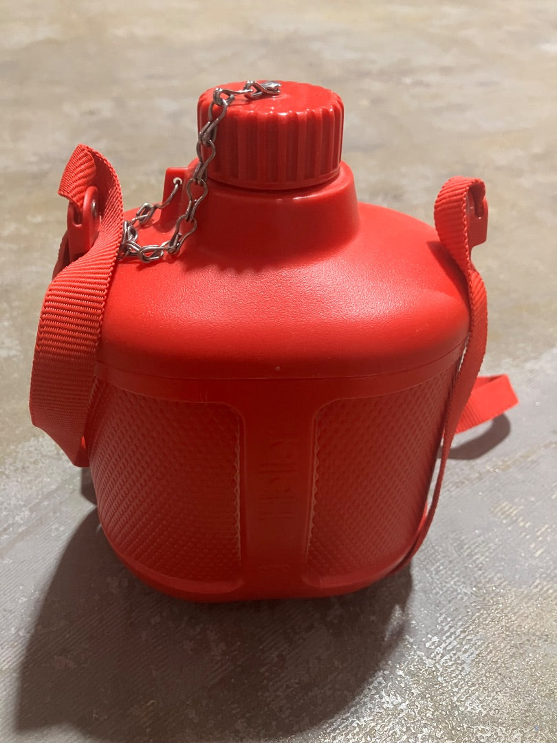 Red Italian Canteen, 8