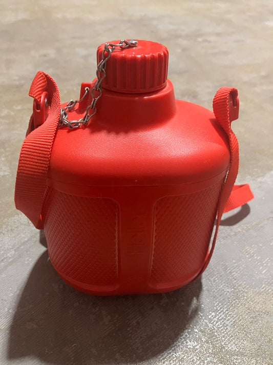 Red Italian Canteen, 8