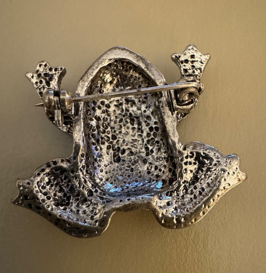 Coppersilvertone marq toad brooch
