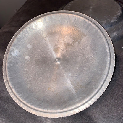 Silver Everlast Hammered Server Aluminum, 8”