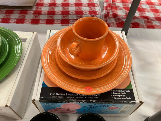 Tangerine  Fiesta 4-piece Place setting