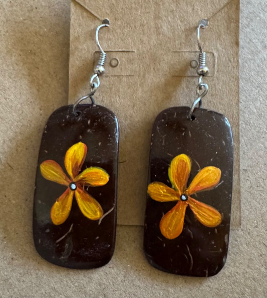 Laquercoconutw/flower earrings