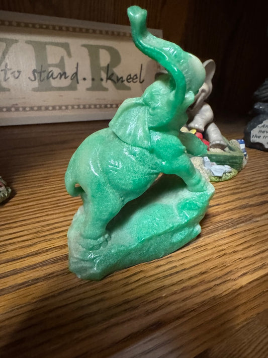 Jade-Quartz Elephant
