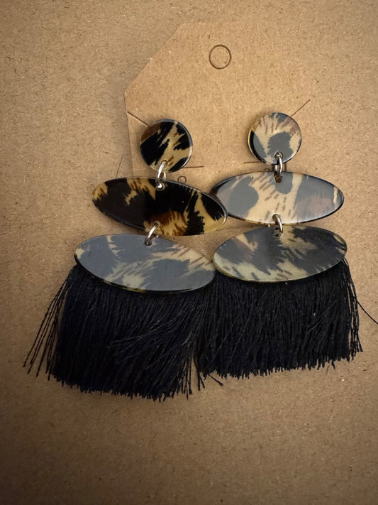 Tortoise black fringe stud earrings