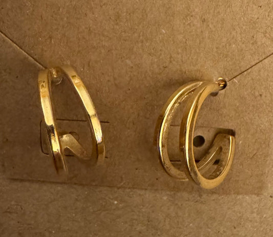 Small double hoop GT stud earrings