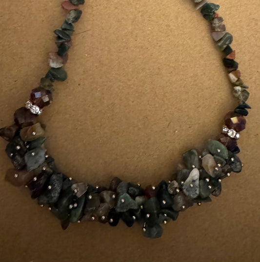 Multistone necklace