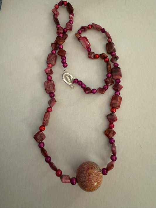 Maroon large bead necklace