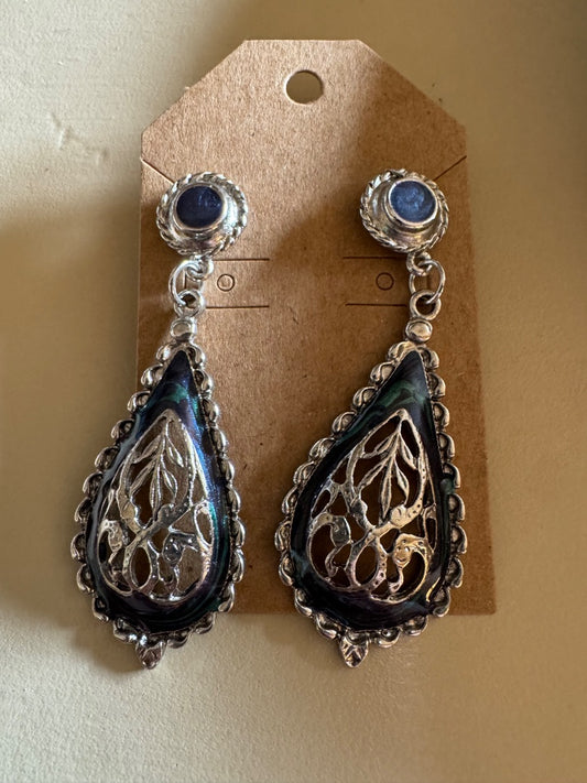 Blue silvertone teardrop carved metal design earrings