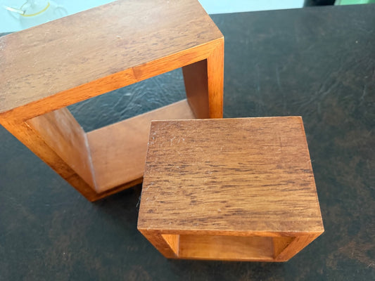 Cube shelves