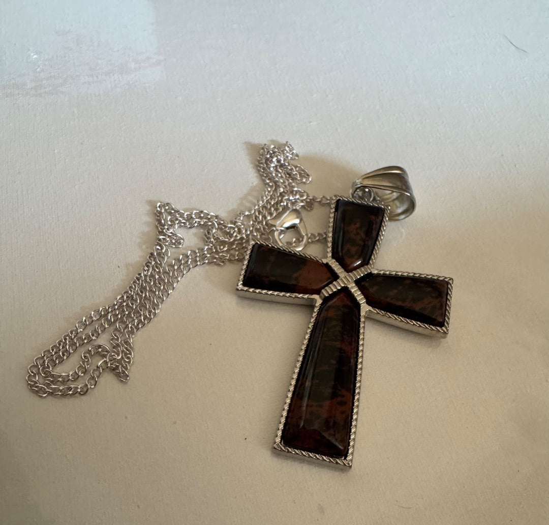 Mahogany silvertone cross