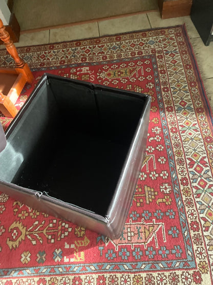 Storage ottoman, 15x15
