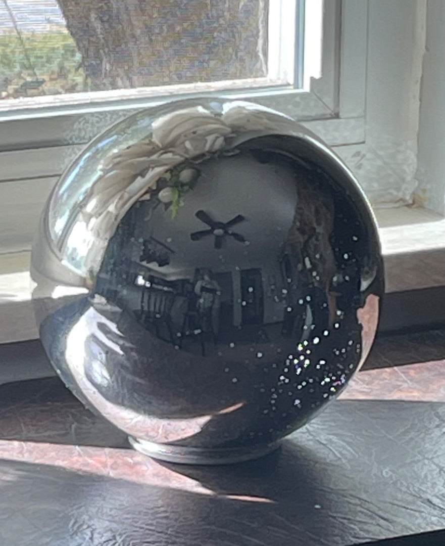 Glass ball, 7" diameter