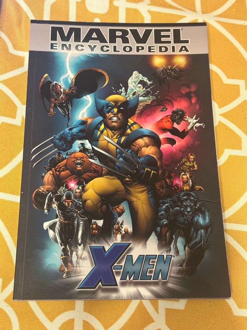 Comicbook Trade Paperback Misc, 12 x 8  x 1