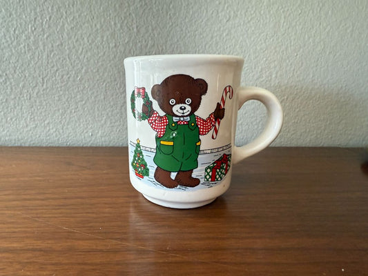 VIntage christmas Bears mug