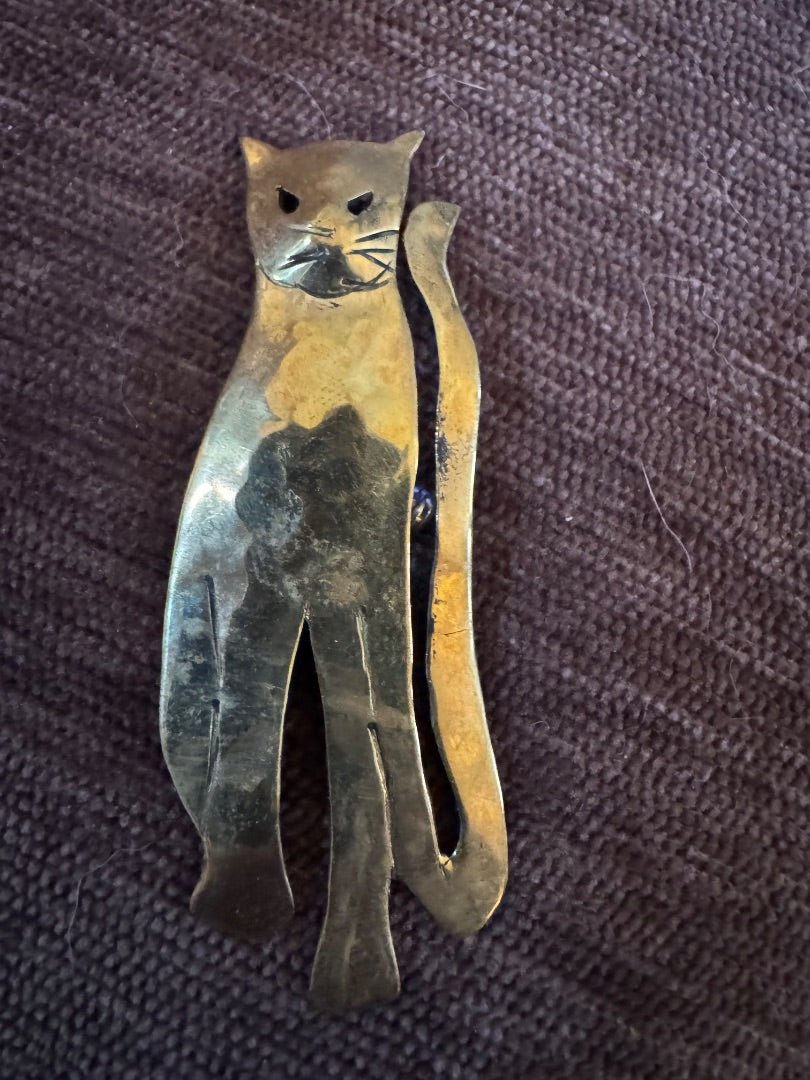 Hammered Cat brooch