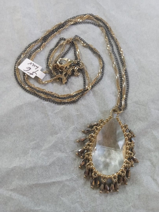 Gold  Faceted pendant necklace