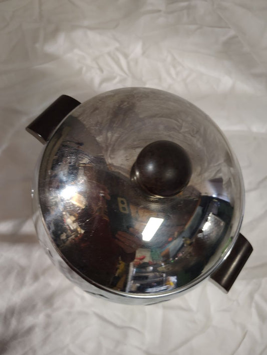 Chrome West Bend Penguin hot and cold server